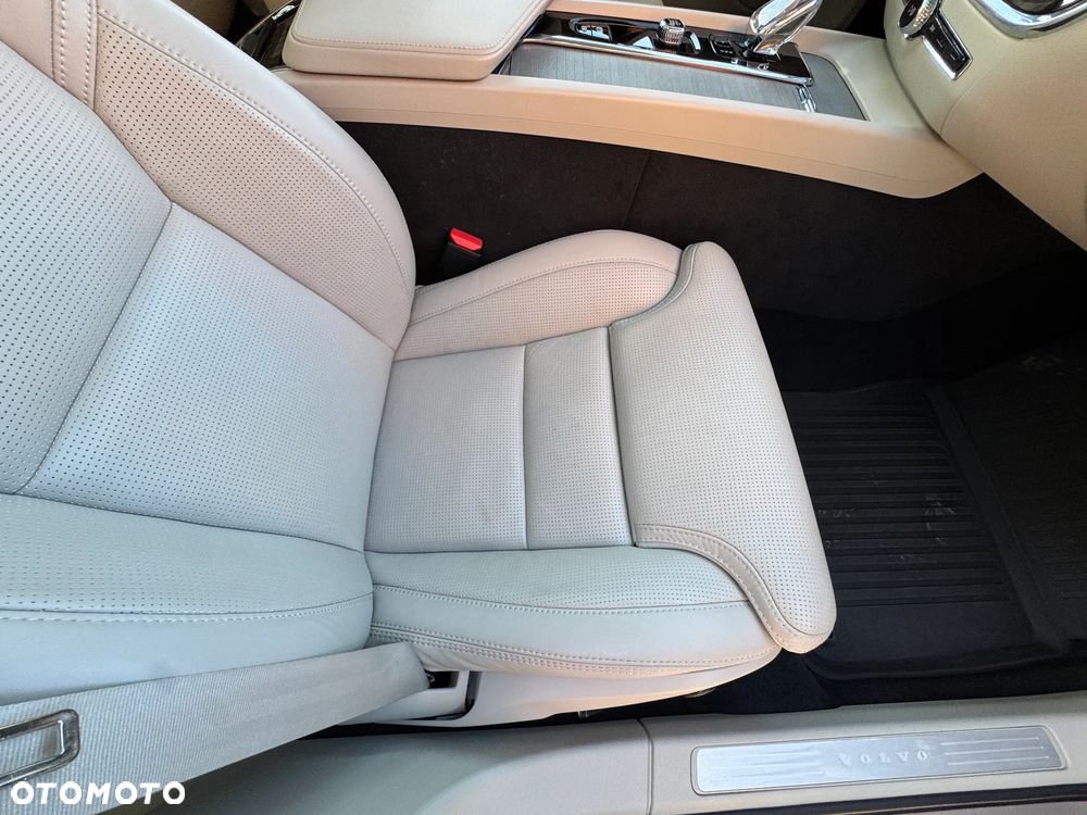 Volvo V60 Cross Country - 11