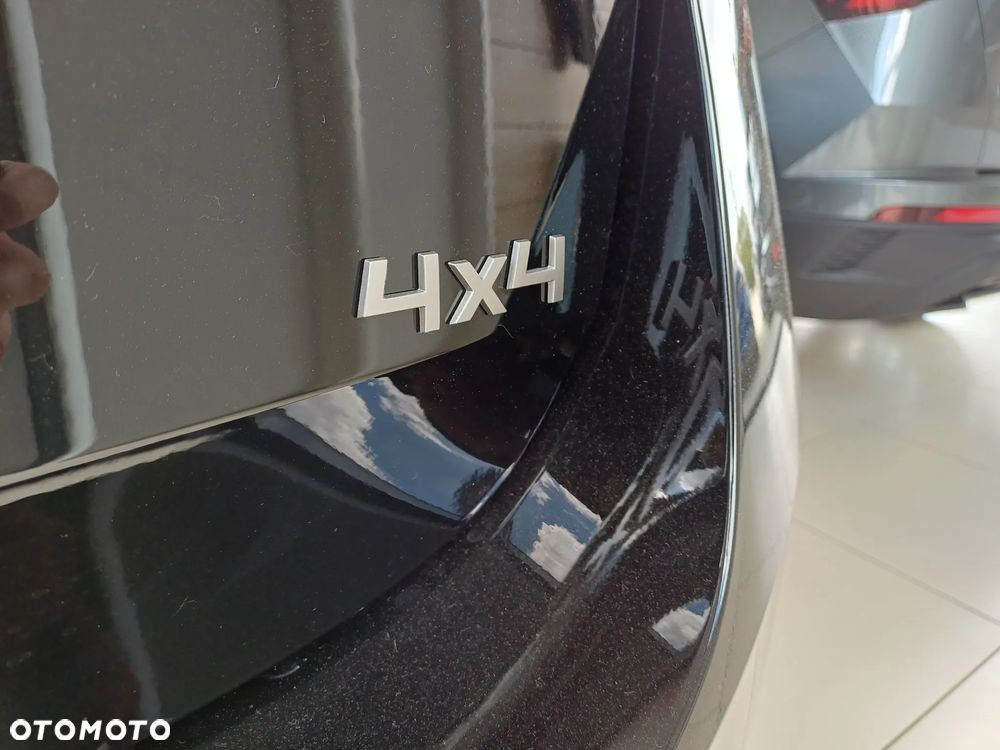Skoda Superb 2.0 TDI SCR 4x4 L&K DSG - 32