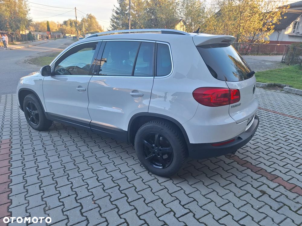 Volkswagen Tiguan 1.4 TSI 4Motion Trend & Fun - 28