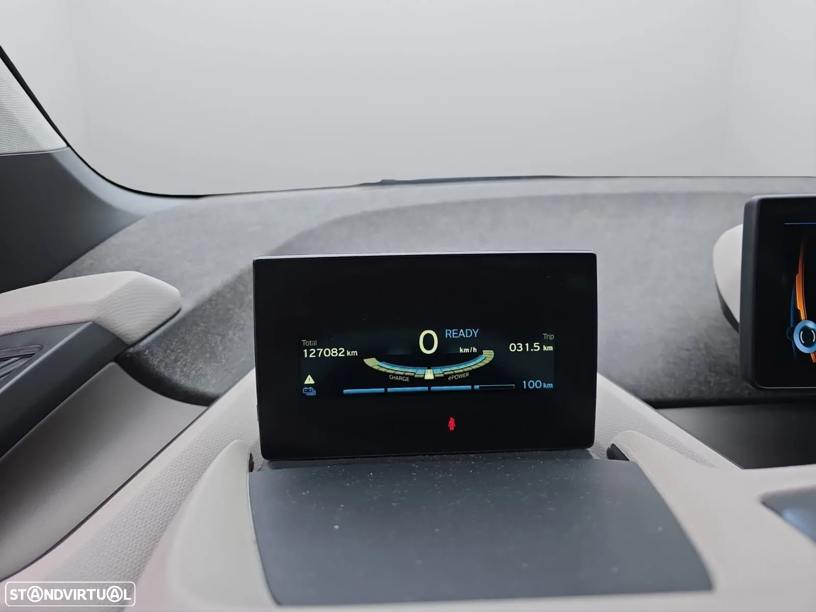 BMW i3 (60 Ah) - 12