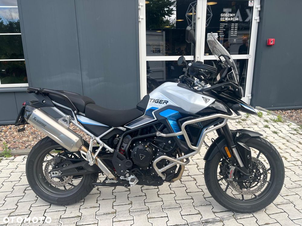 Triumph Tiger - 1