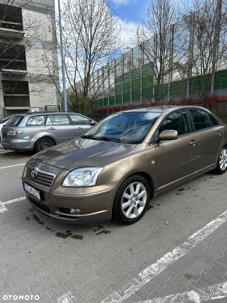 Toyota Avensis 2.0 VVT-i Sol - 10