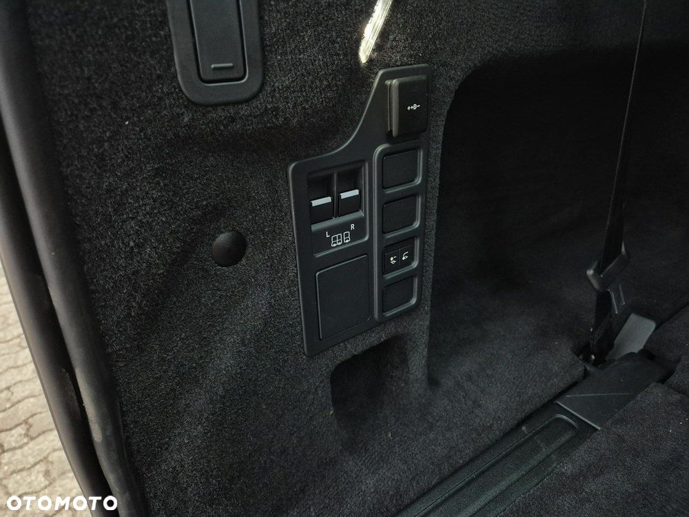 Land Rover Discovery - 39