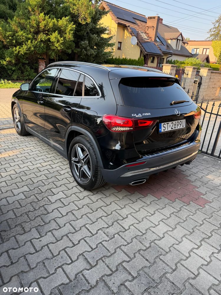 Mercedes-Benz GLA 200 AMG Line - 6