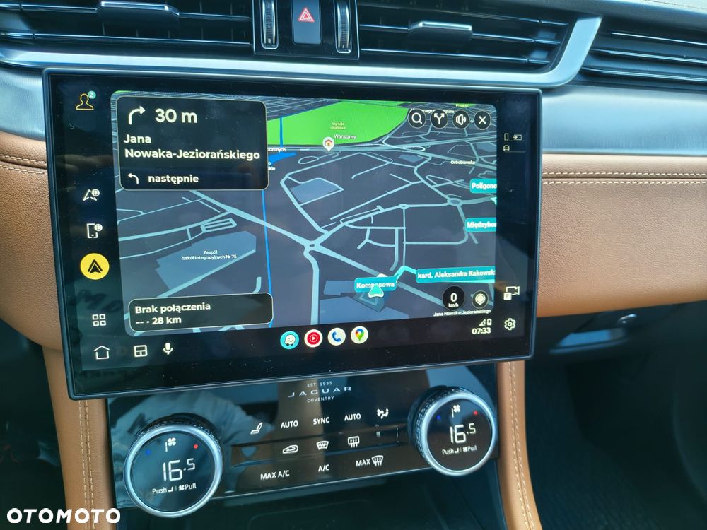 Jaguar F-Pace - 20