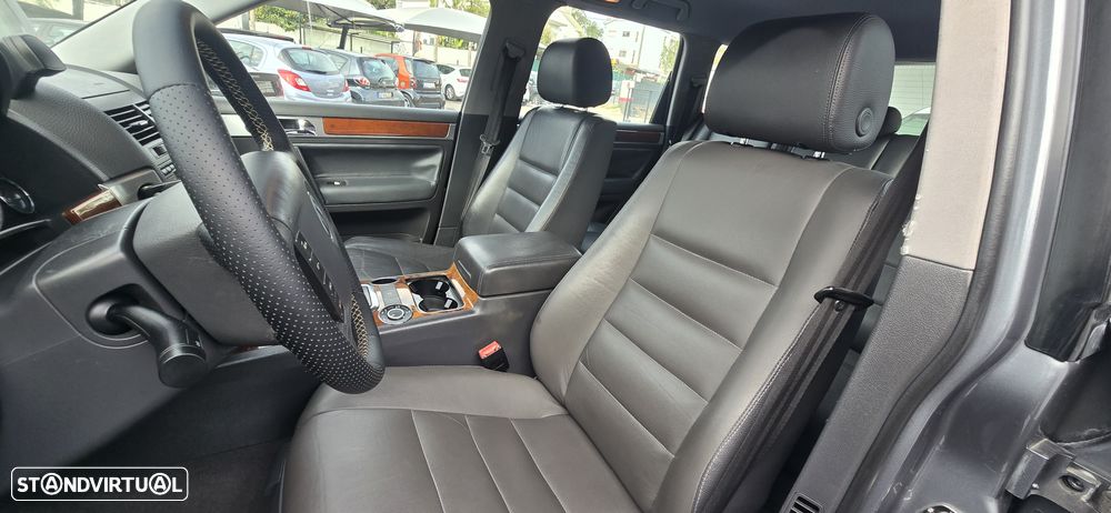 VW Touareg 2.5 TDi Tiptronic - 11