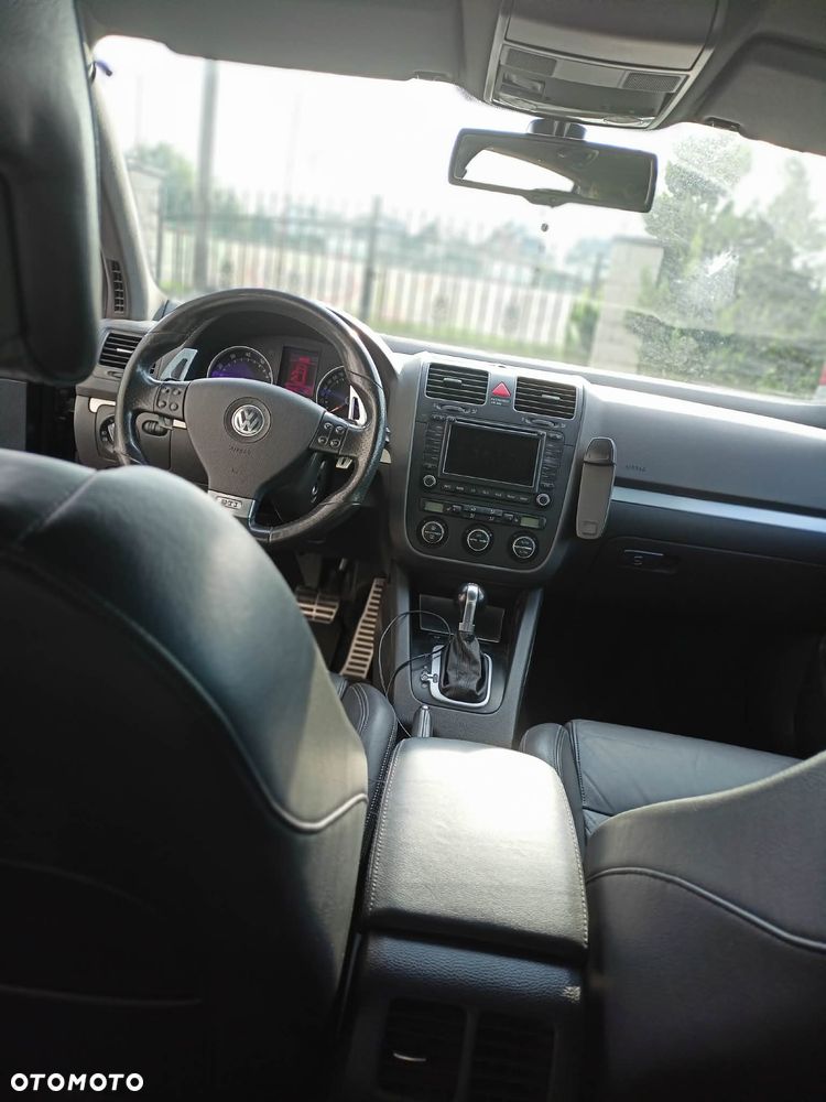 Volkswagen Golf - 9