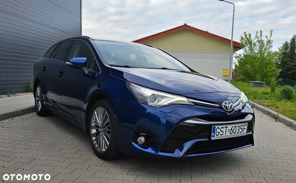 Toyota Avensis 1.8 Multidrive S Executive - 7