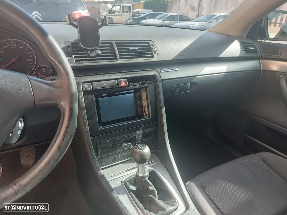 Audi A4 Avant 1.9 TDI m6 - 7