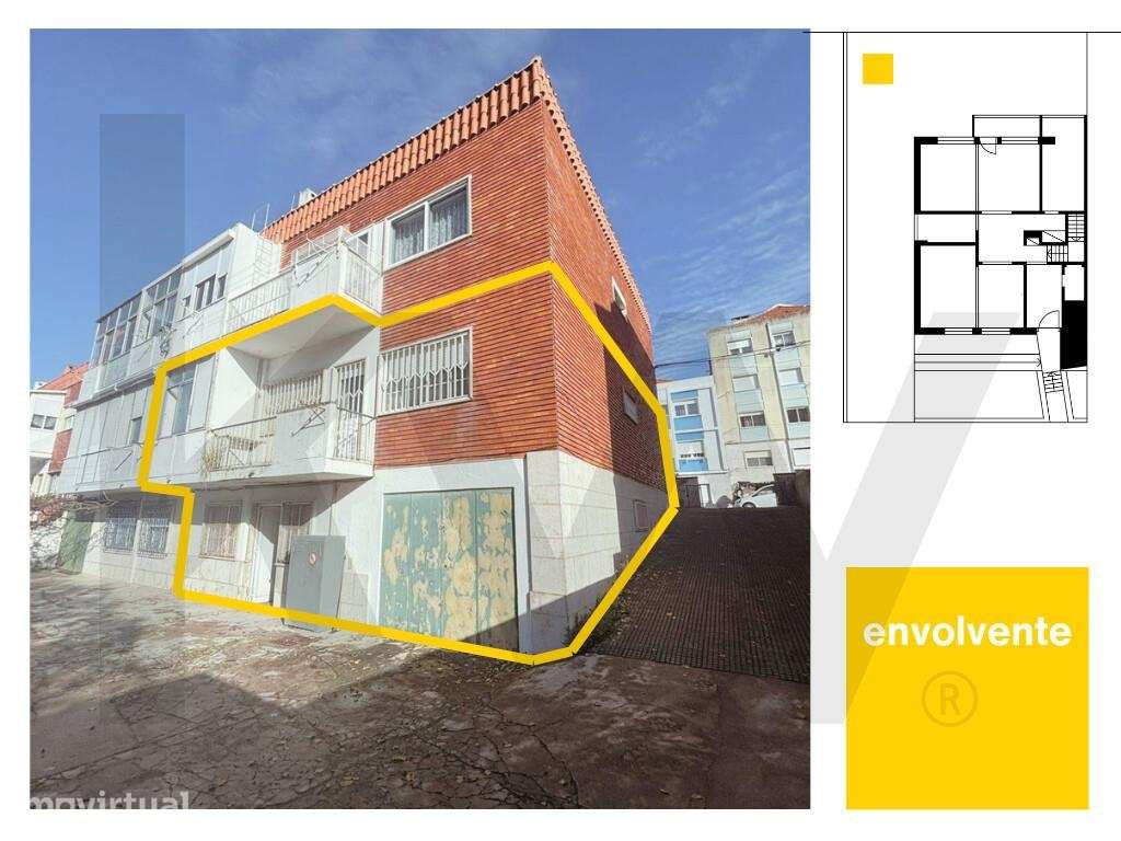 Habitação Duplex com Logradouro e Estacionamento no Coração da Amadora - Grande imagem: 3/34