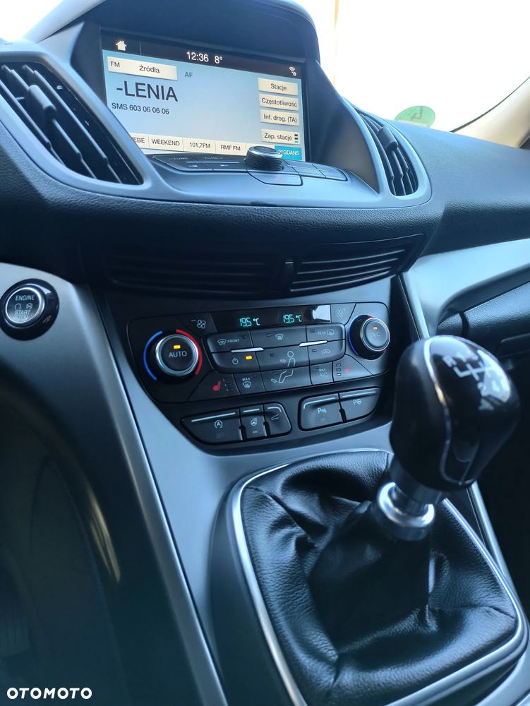 Ford Kuga - 27