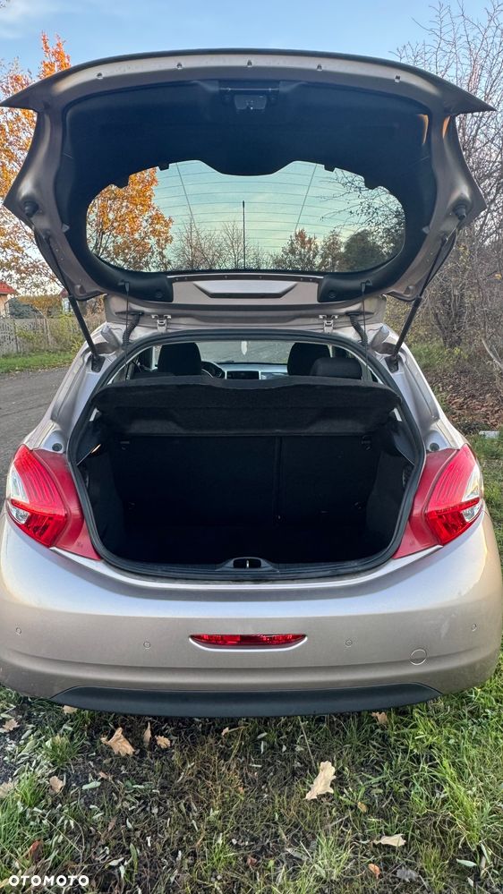 Peugeot 208 1.4 VTi Allure - 6