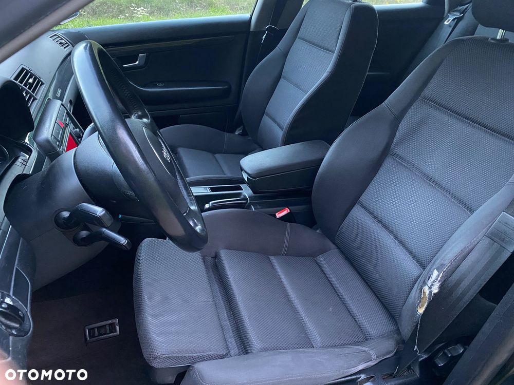 Audi A4 Avant 2.5 TDI quattro - 21