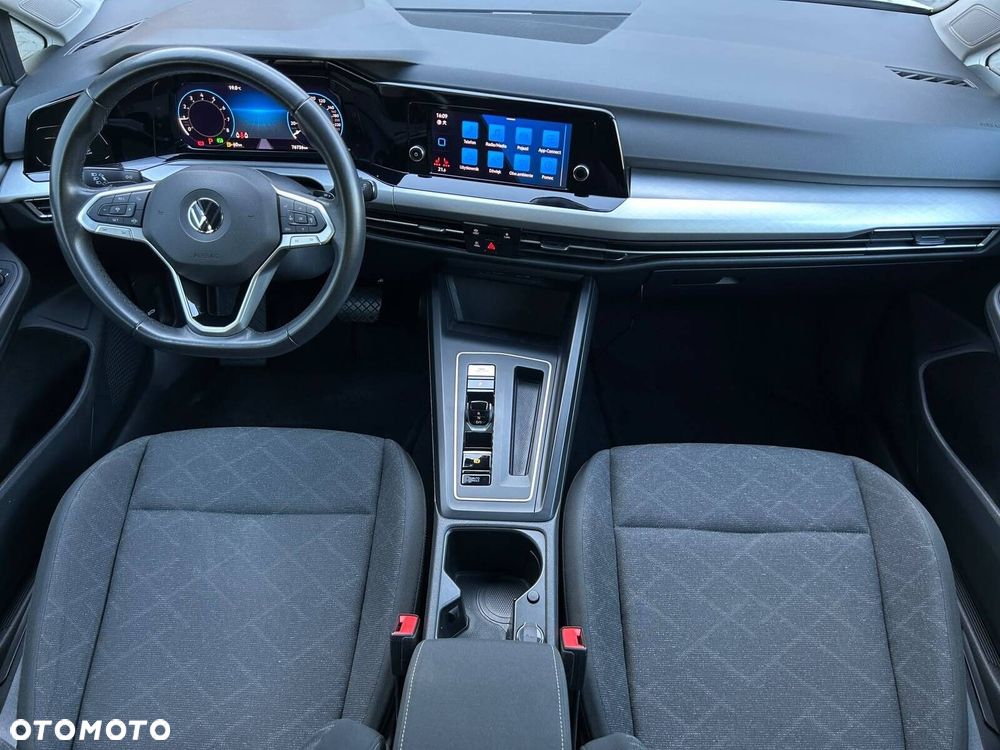 Volkswagen Golf 1.0 eTSI Life DSG - 5