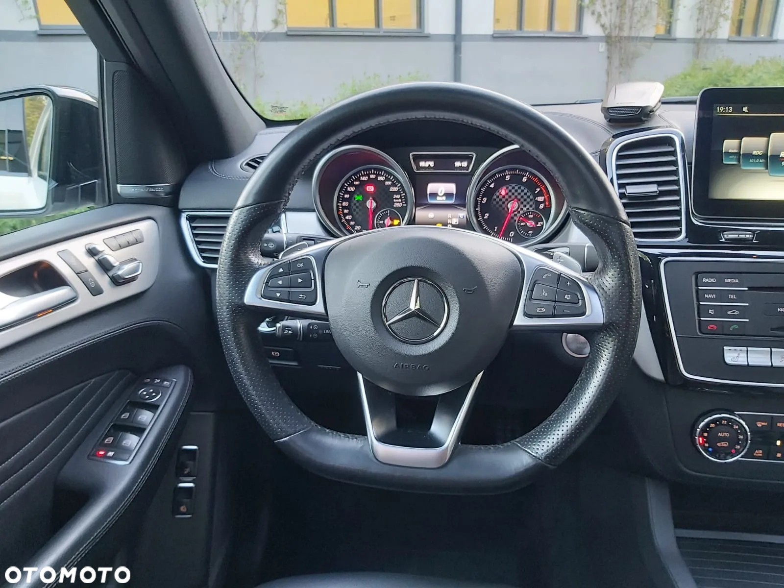 Mercedes-Benz GLE AMG 43 4-Matic - 8
