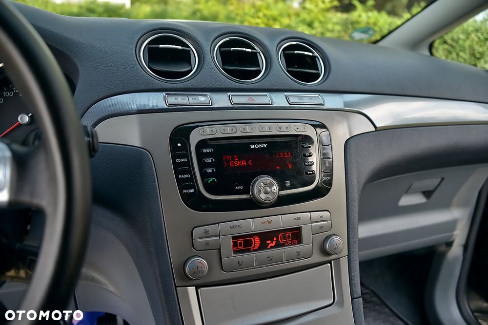 Ford S-Max - 26
