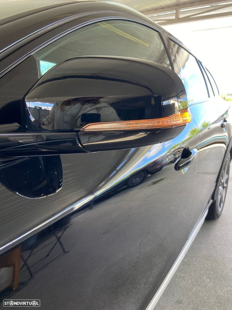 Volvo V60 Cross Country 2.0 D4 Pro - 40