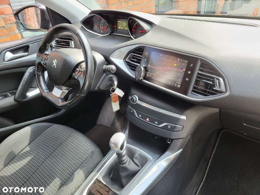 Peugeot 308 - 10