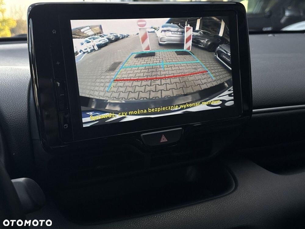 Toyota Yaris 1.5 Comfort - 24