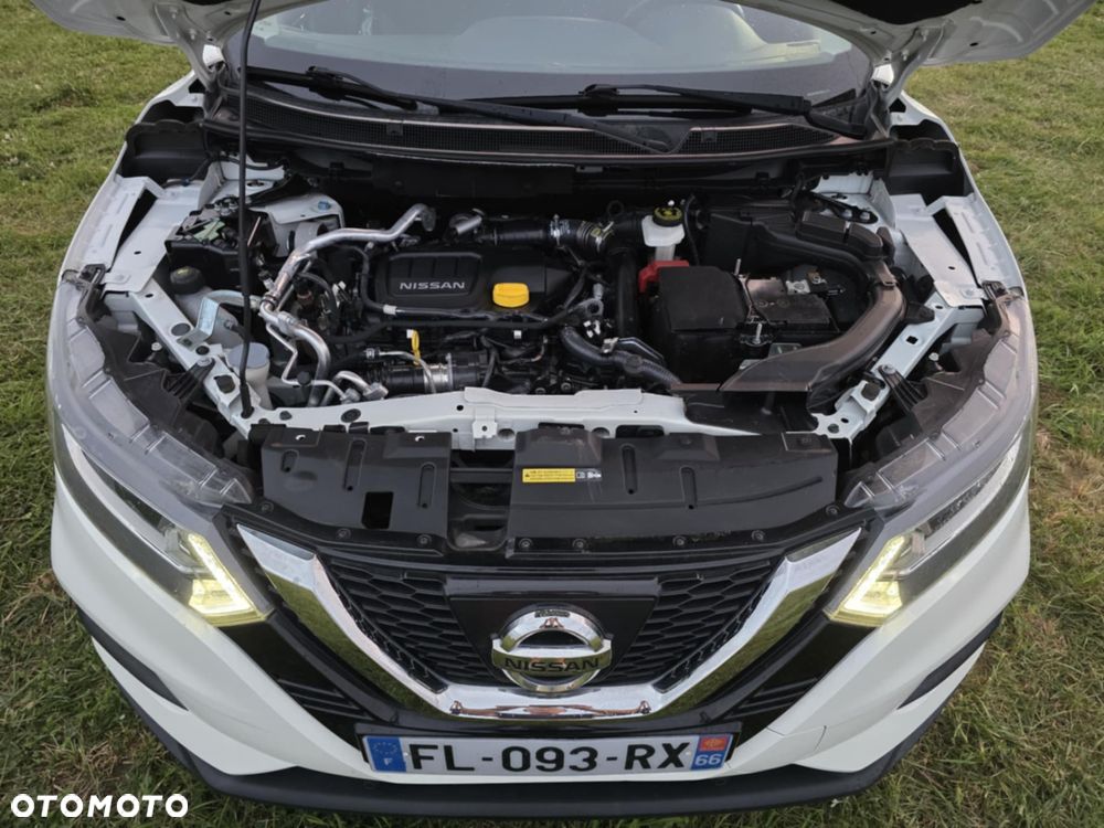 Nissan Qashqai 1.6 dCi N-Connecta - 18