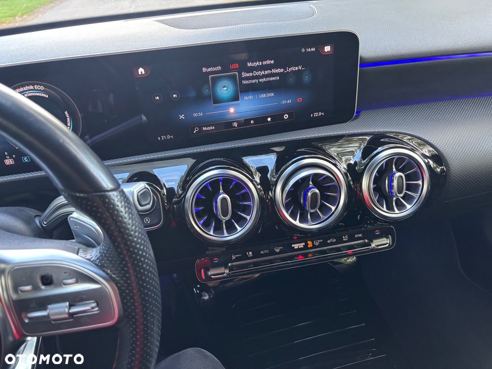 Mercedes-Benz Klasa A 200 d AMG Line 8G-DCT - 33
