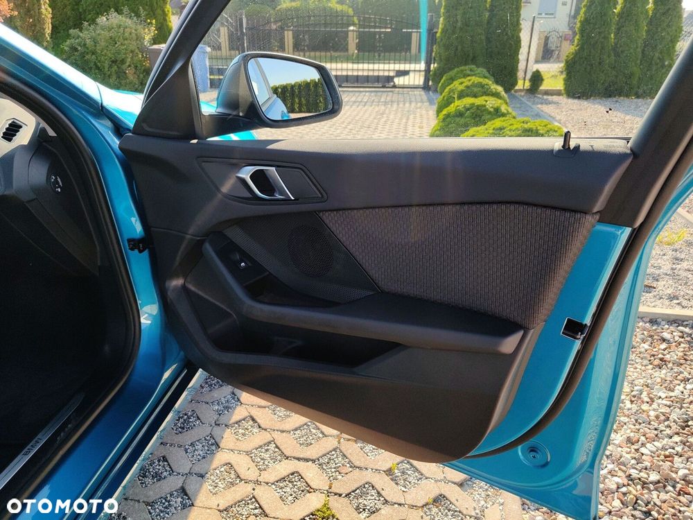 BMW Seria 1 118i Advantage - 24