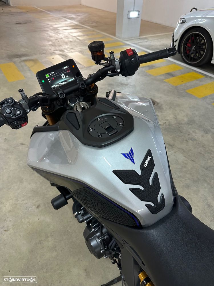Yamaha MT-09 SP - 9