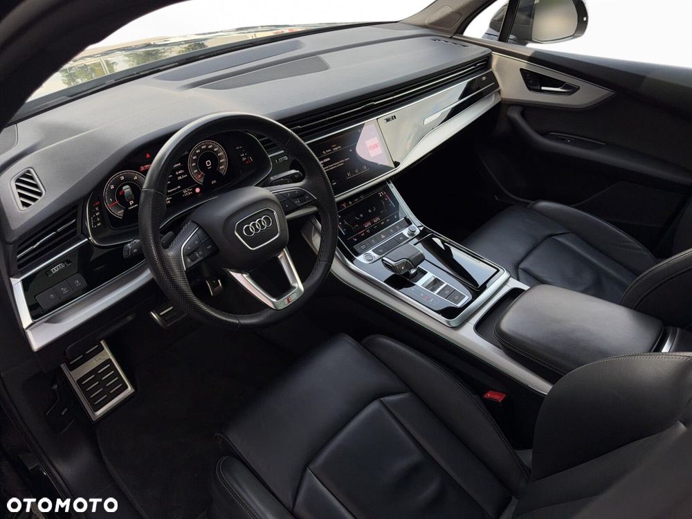 Audi Q7 - 11