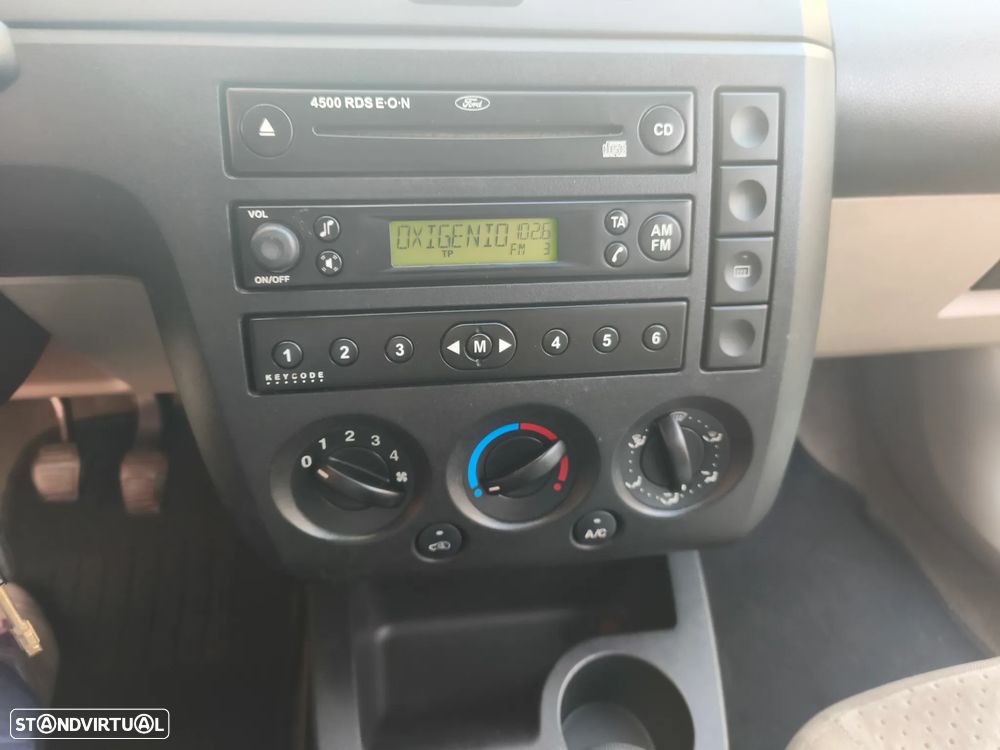 Ford Fiesta 1.4 Ghia - 5