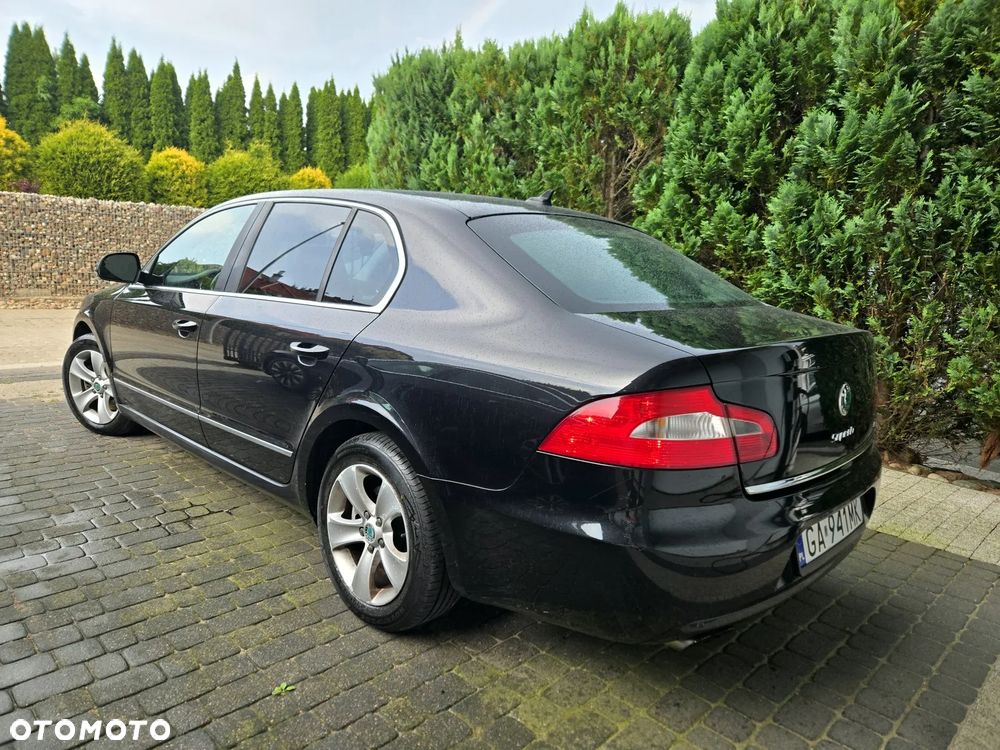 Skoda Superb 1.8 TSI Ambition DSG - 4