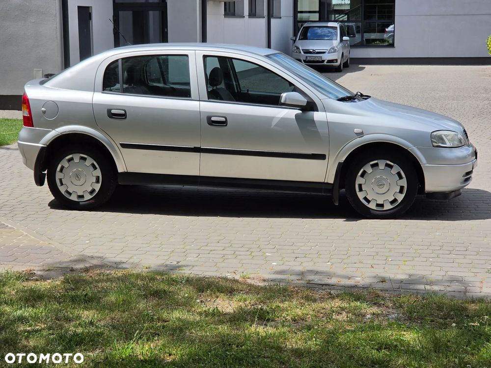 Opel Astra - 6