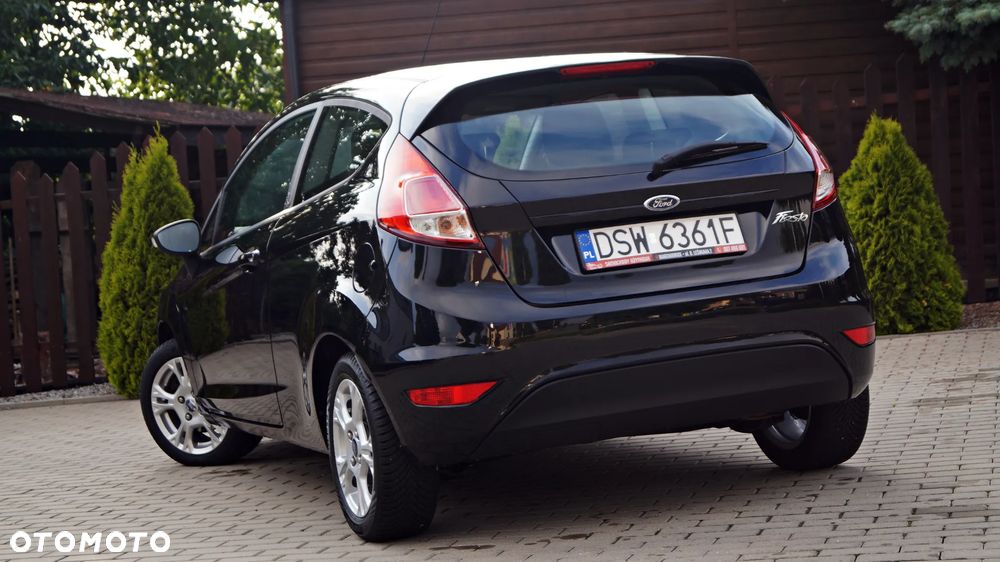 Ford Fiesta 1.25 Champions Edition - 5