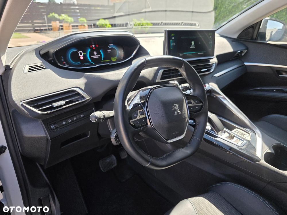 Peugeot 3008 1.6 PureTech Hybrid PHEV Allure Pack S&S EAT8 - 5