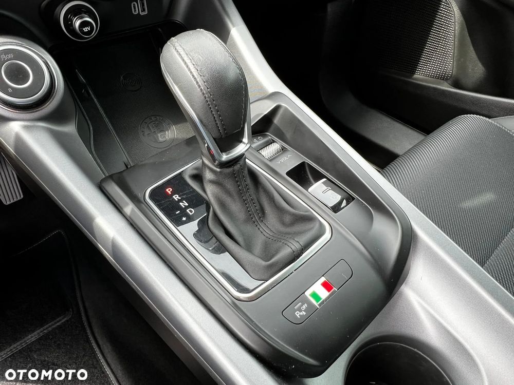 Alfa Romeo Tonale 1.5 T Edizione Speciale - 9