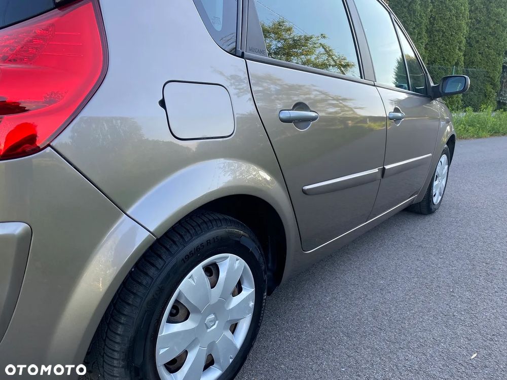 Renault Scenic - 9
