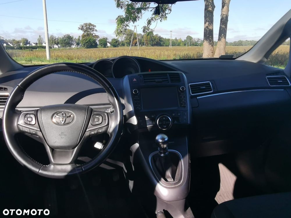 Toyota Verso 1.8 Selection EU6 - 18