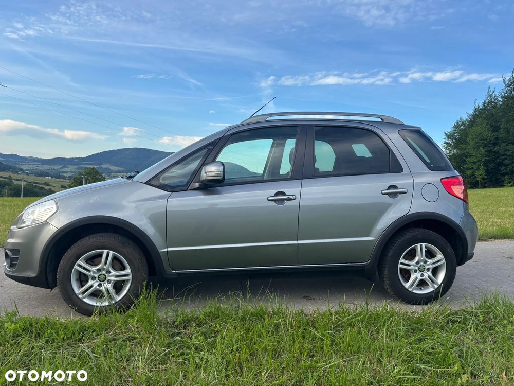 Suzuki SX4 1.6 Premium 4WD - 4