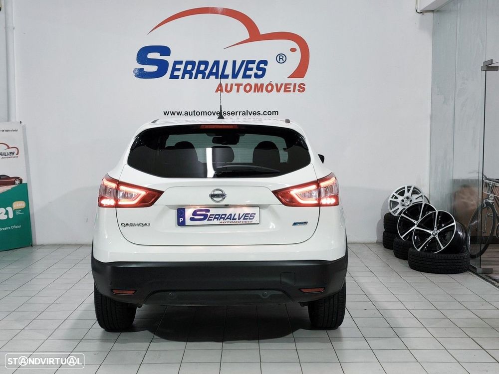 Nissan Qashqai 1.5 dCi N-Connecta 18 - 6