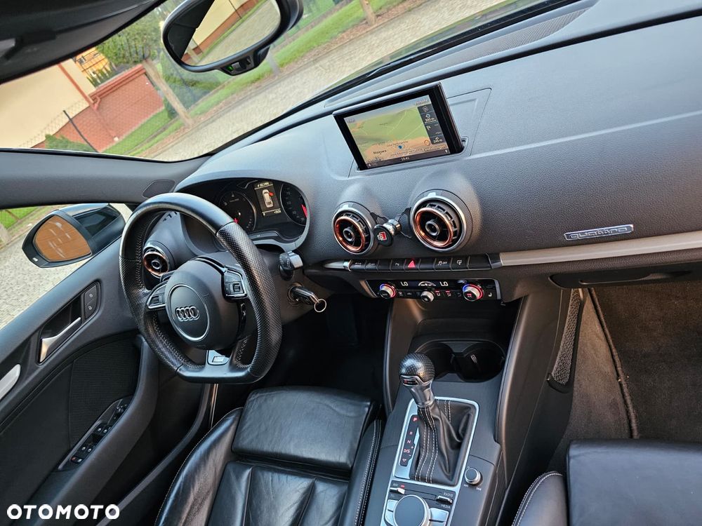 Audi A3 Sportback 2.0 TDI (clean diesel) quattro S tronic S line Sportpaket - 38