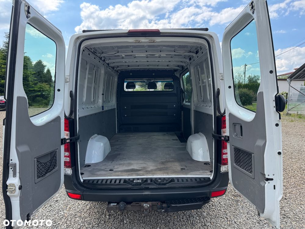 Mercedes-Benz Sprinter - 16