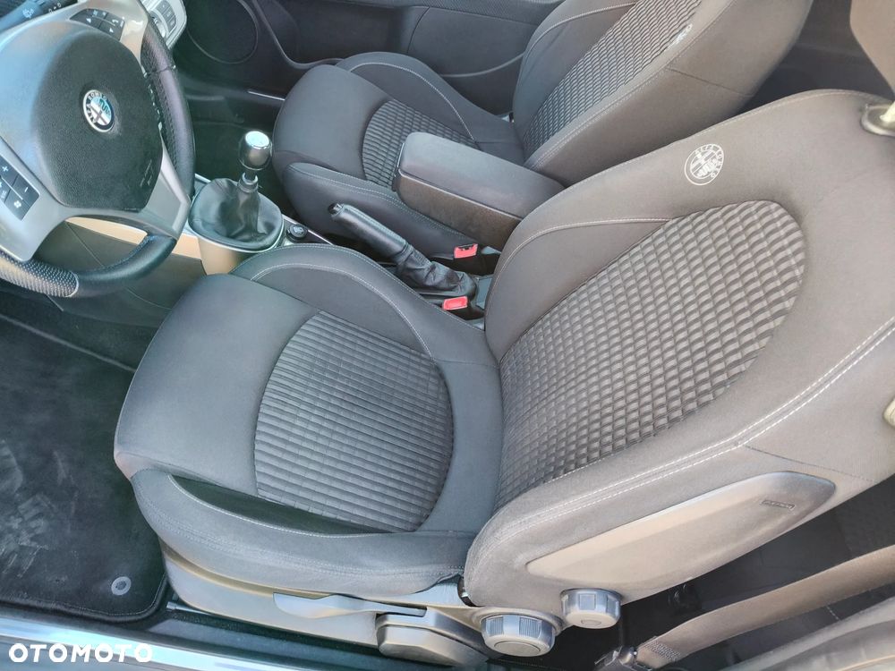 Alfa Romeo Mito TB 1.4 16V Turismo - 9