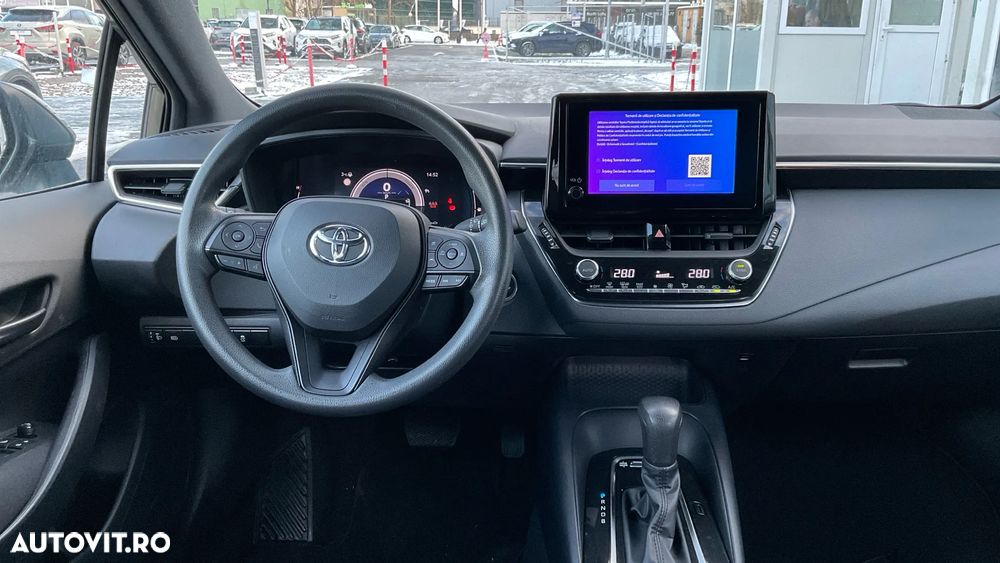 Toyota Corolla 1.8 Business Edition - 14