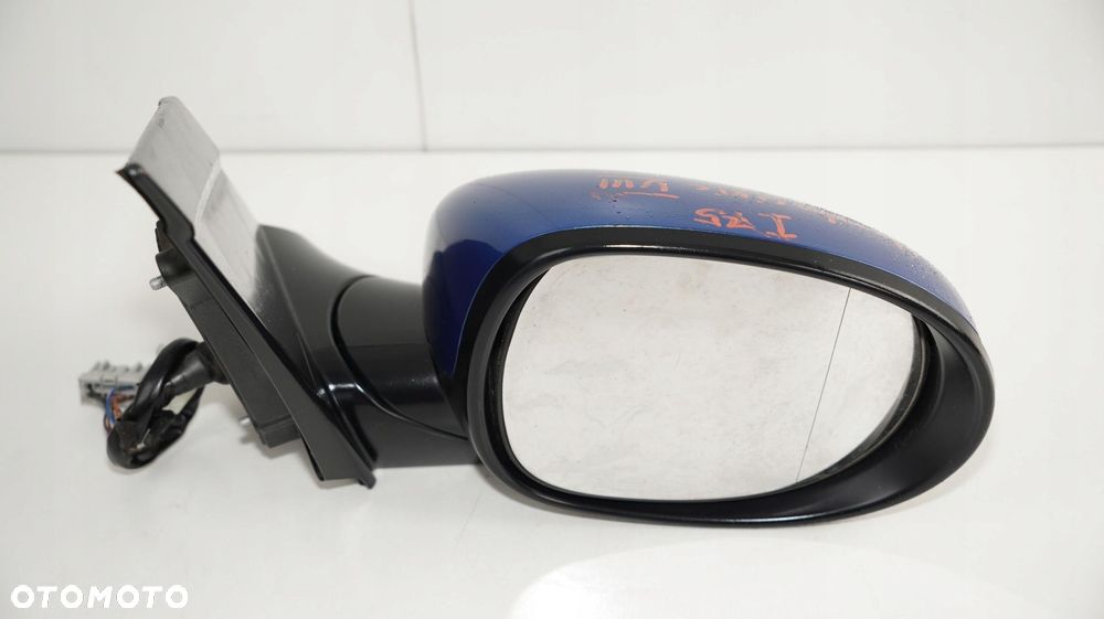 LUSTERKO PRAWE HONDA CIVIC VIII 06-09R 9PIN B520P - 1