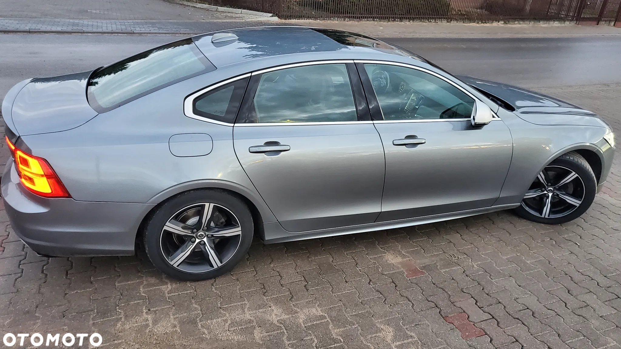 Volvo S90 D4 AWD Geartronic R Design - 2