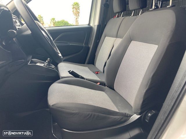 Fiat DOBLO 1.3 M-JET IIVA DEDUTIVEL - 21
