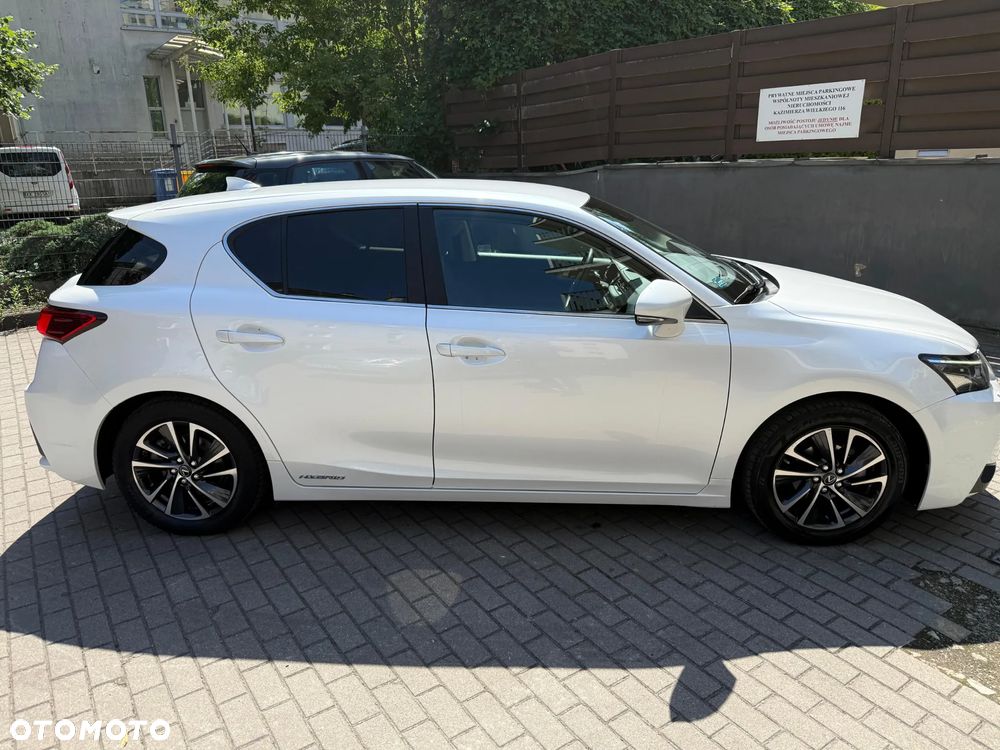 Lexus CT 200h Elegance - 10