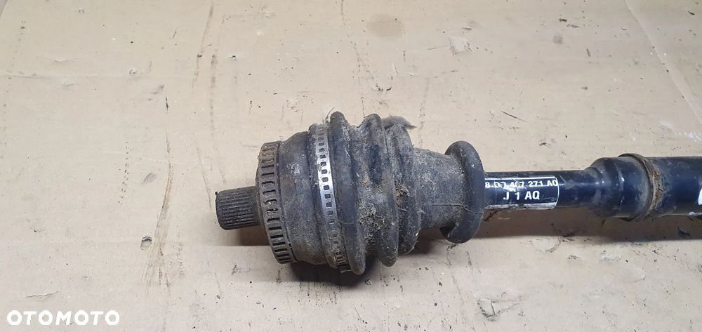 Półoś plewy przód przednia lewa VW Passat B5 1.8 20V 8D0407271AQ - 2