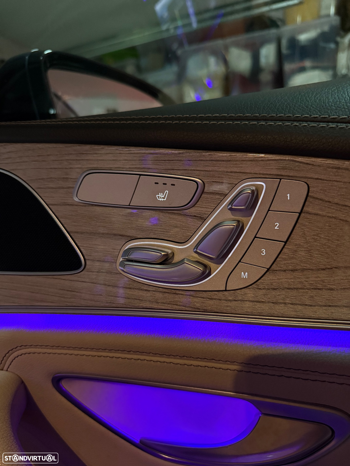 Mercedes-Benz CLS 400 d 4Matic AMG Line - 12