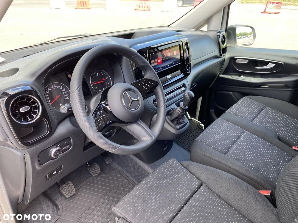 Mercedes-Benz Vito - 10