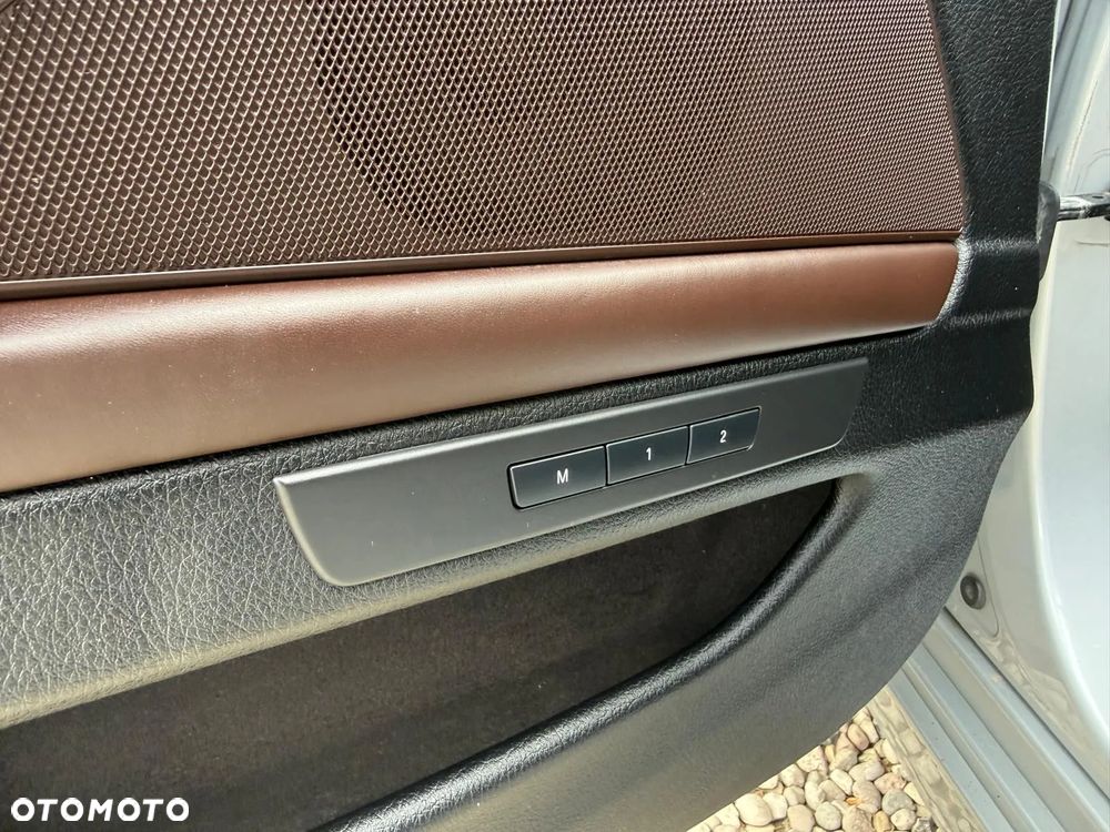 BMW Seria 5 535d xDrive Sport-Aut Luxury Line - 18